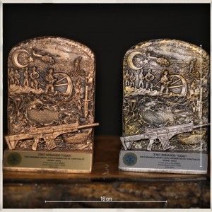 -Silahlı Anıt Hizmet Anısı Plaketi Büyük Boy