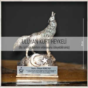 Kurt Heykeli 2