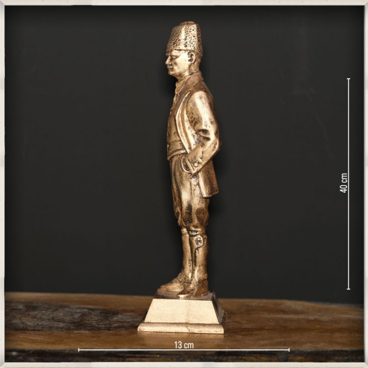 Atatürk Heykeli Orta Boy 