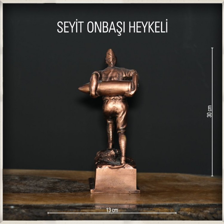 Seyit Onbaşı Heykeli