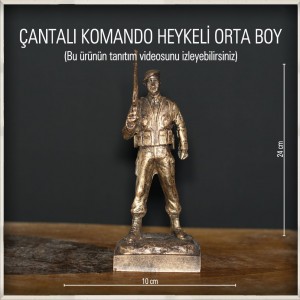 -Çantalı Komando Heykeli Orta Boy