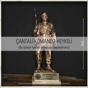 -Çantalı Komando Heykeli Büyük Boy