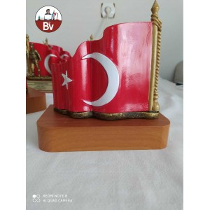 -TÜRK BAYRAKLI HİZMET ANISI PLAKETİ