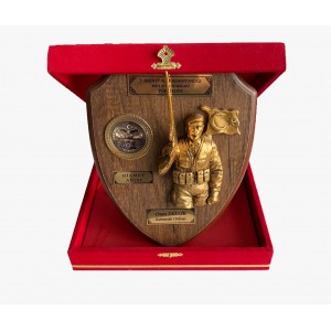 Kadife Kutulu Kalkan Plaket