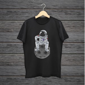 Astronot Temalı Baskılı Tişört