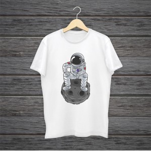 Astronot Temalı Baskılı Tişört