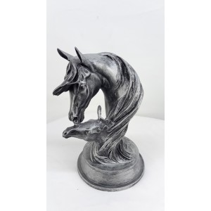 Türkiye Jokey Kulübü At Heykeli